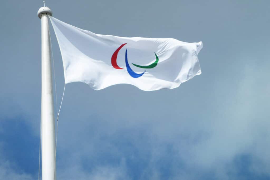 Paralympic_Agitos_Flag