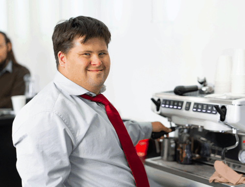 Emploi et handicap en France : où en est l’inclusion en milieu ordinaire en 2025 ?